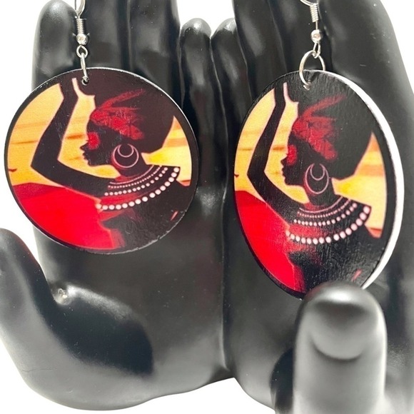 African Woman Silhouette Wooden Dangle Earrings Circle‎ Print Earrings - Picture 2 of 4